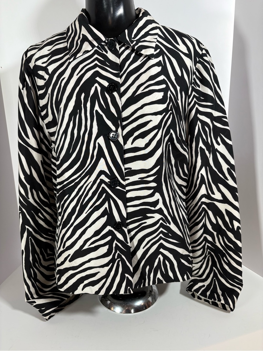 Zebra-Print Black & White Single-Breasted Blazer-100% Silk